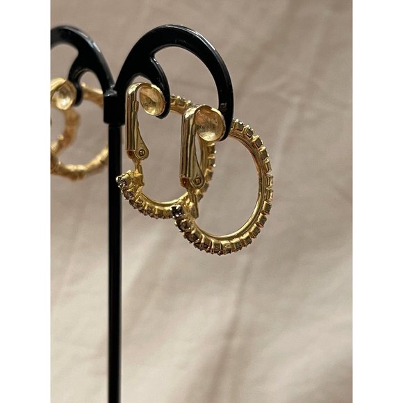 Vintage Gold Tone Rhinestone Lined & Gold Tone Ribbed Sectioned Clip-on Earrings - Picture 12 of 12